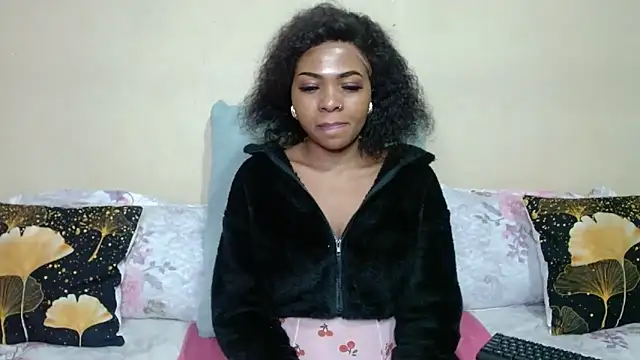 DiamondLuv29 webcam