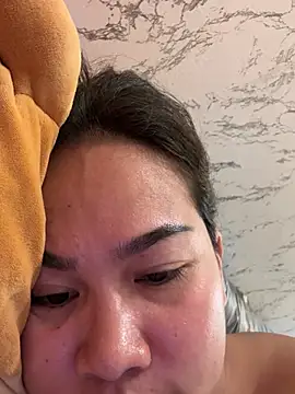 Ponthip live sex cam
