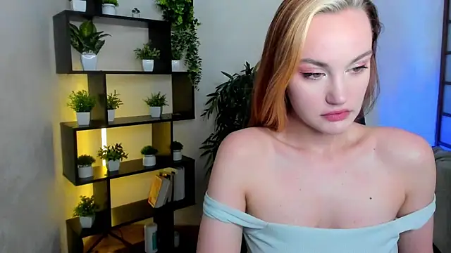 ida_fanestain - Ida_FaneStain's free webcam - UK Sex Cams