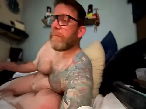 Tattooednakedguy webcam