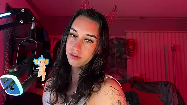 Vaveley - Trans webcam sex chat