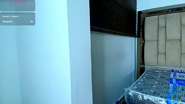 Samy_Grey01 webcam