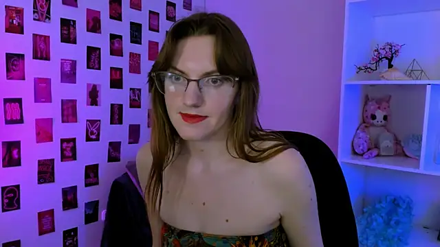 ava_mystic_ webcam
