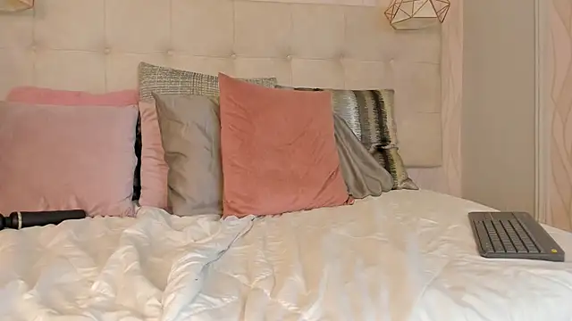 CHRISTY_BAKER webcam