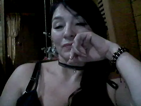 anlly_garcia002 - Anlly_garcia002's free webcam - UK Sex Cams