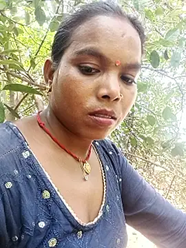 Nirmla_khan webcam