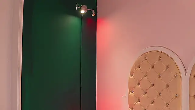 caroline_adams_
