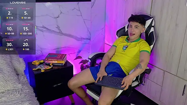 Saimonvela live cam on StripChat