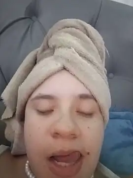 SweetRabbit29 webcam