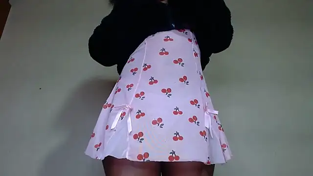 DiamondLuv29 webcam