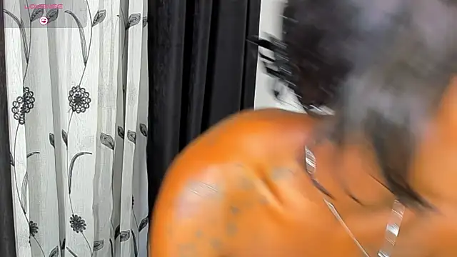 CERTIFIED_SQUIRTER webcam