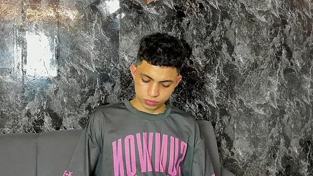 cameron_lux77 webcam