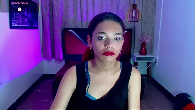 luisa__torres webcam