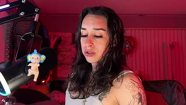 xoFrankie webcam