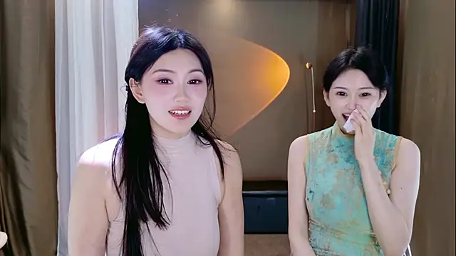 Banana-Milk69 webcam