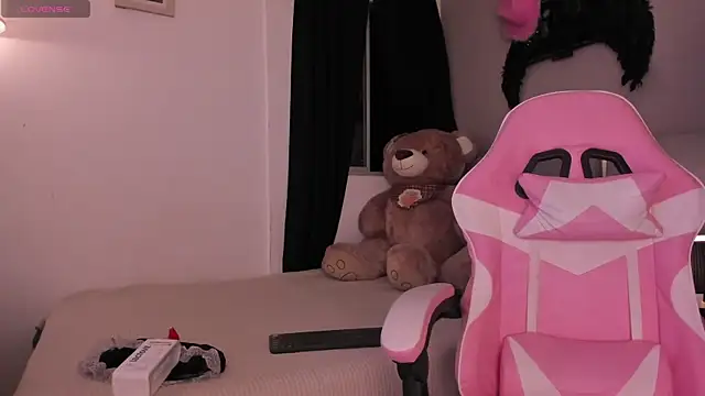 zaray_star - Zaray_star's free webcam - UK Sex Cams
