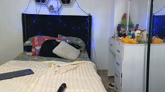 charlotte_077 webcam