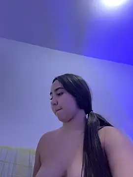julieta_rosee webcam
