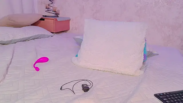 Mia_and_lexy webcam
