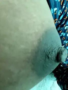Queen_chayna webcam