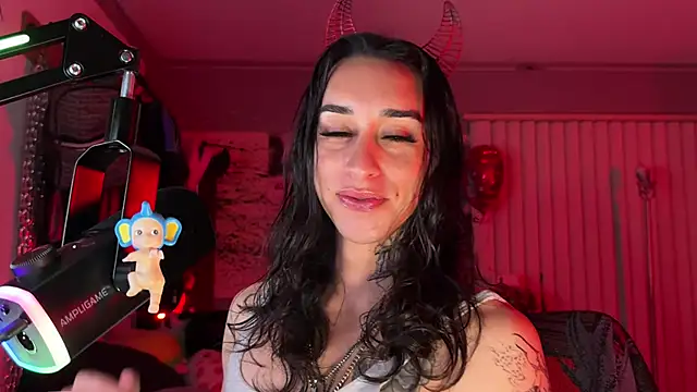 xoFrankie webcam