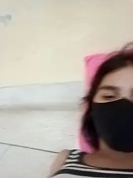 Mahira-- webcam