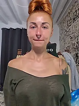 kylie_blck (F young) - Lick Finger+1Pic+1SurpriseVideo