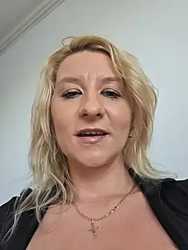 KaylinJan webcam
