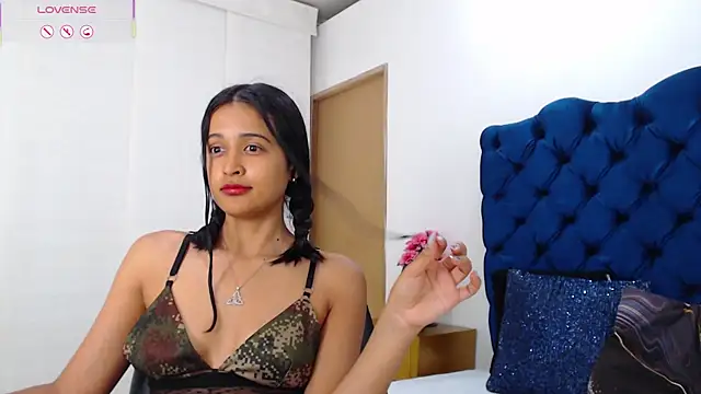 Lili666_ webcam