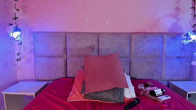Lushi_Love webcam