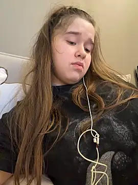 HornyGirlH webcam