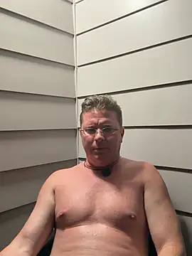 funandstuff (Ask my age) - 1000