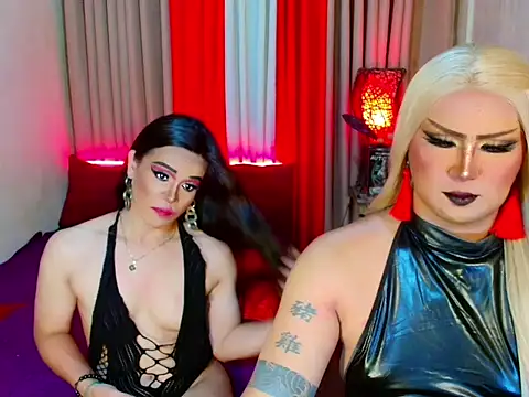 Wildest_Slave_Huntress webcam