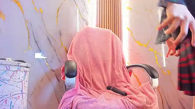 Marian_Cristal webcam