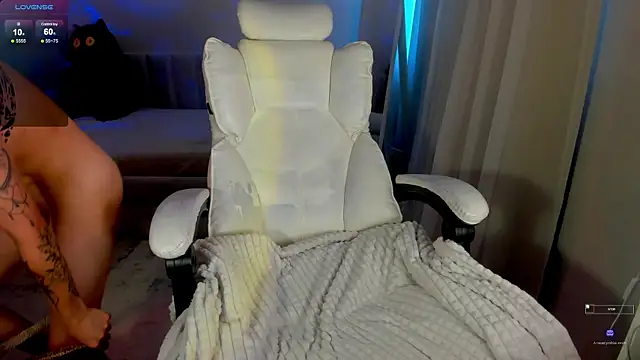 Black_Dollarss webcam