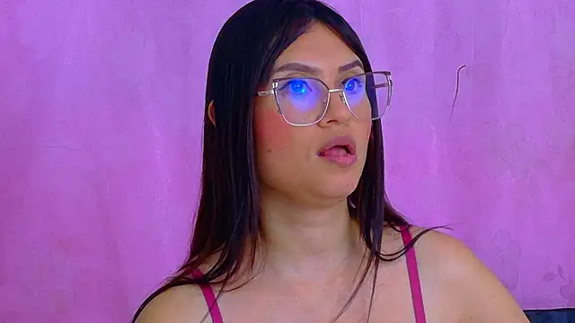 Watch keelly_richaardson1 live on EroticFlix - High definition streams