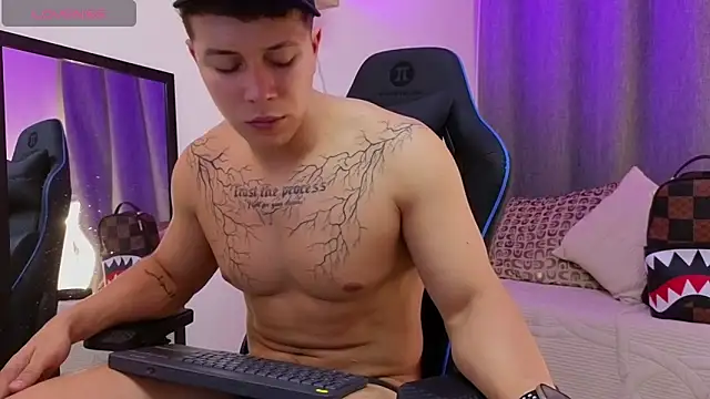 ASHTON_HILS webcam