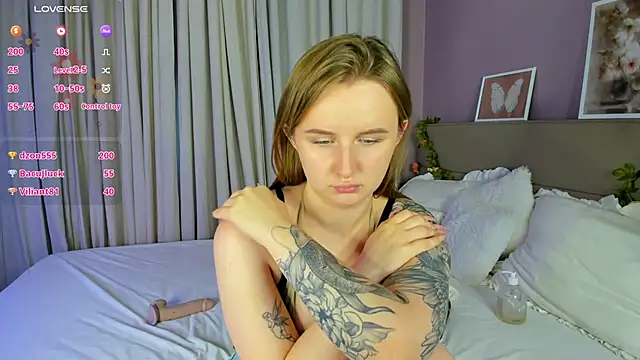 Rina_Panic webcam