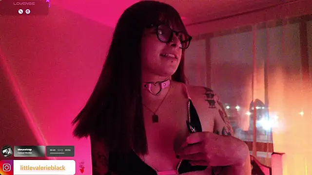 littlevalerie webcam