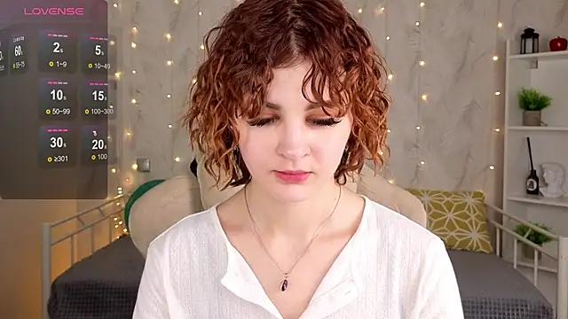 Kira__Fluffy webcam