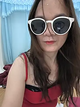 Lye_lovely webcam