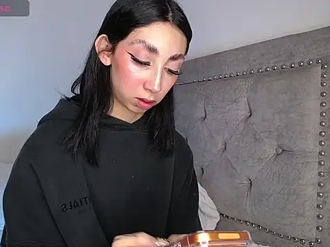 Anny_Kass webcam