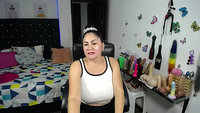 mature_bigboobs10 webcam