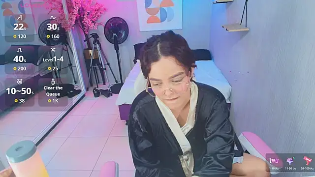 Maggy_t18 live cam on StripChat
