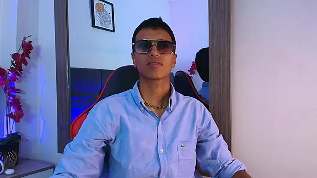 Alan_Colthon live cam on StripChat