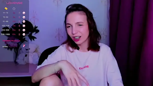 KindHazelHere_ webcam