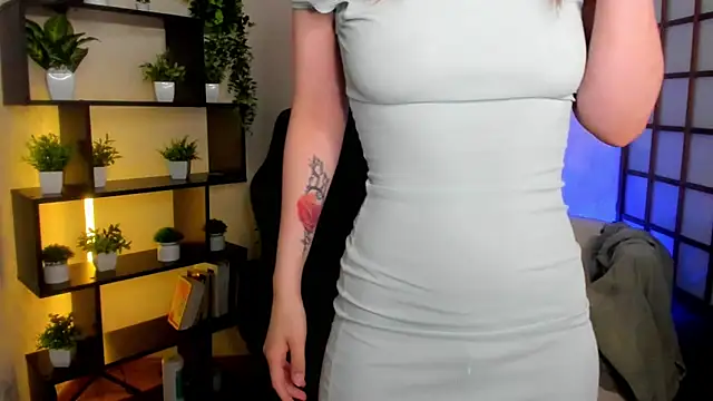 Ida_FaneStain live cam on StripChat