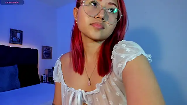 MAYASMITH__ webcam