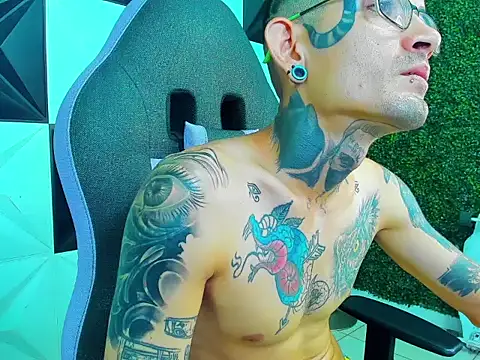 Boy_tatto77 webcam