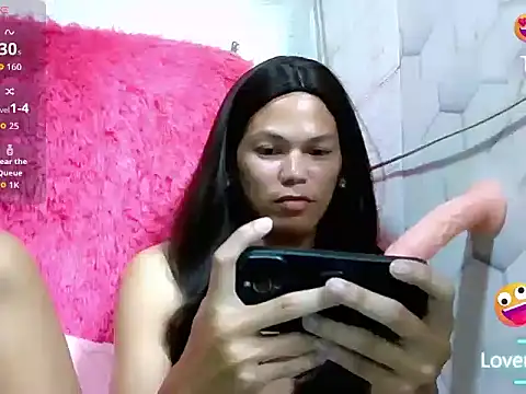 GoddessRaven10 webcam